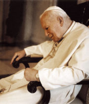 Jan Paweł II w apartamentach w Watykanie, fot.: Judyta Papp, Rzym 2002